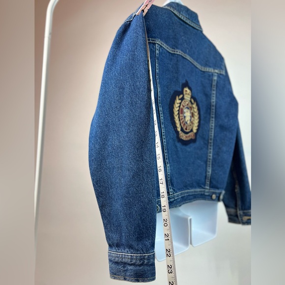 1990’S VINTAGE TOMMY HILFIGER DENIM JACKET – EMBROIDERED BACK PATCH - Picture 8 of 9